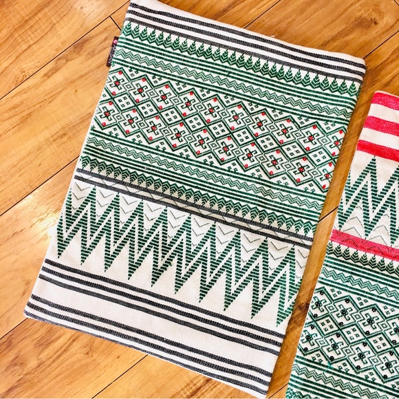 Artisan Myanmar pillow case covers new tags Christmas Aztec red green tan - Picture 4 of 4